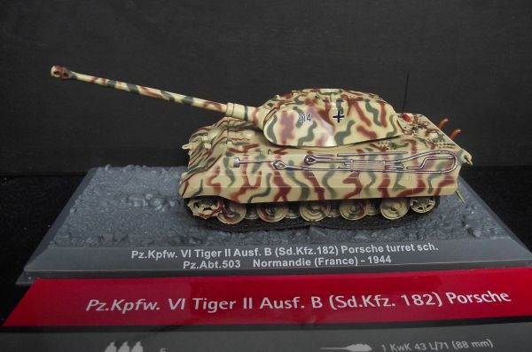 1/72 Die Cast Metal  Pz.Kpfw. VI Tiger II Ausf. B Sd.Kfz.182