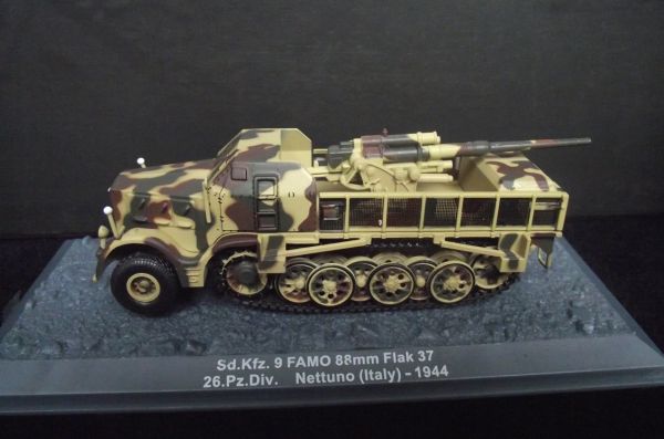 1/72 Die Cast Metal Sd.Kfz 9 FAMO 88mm Flak 37 26.Pz.Div.